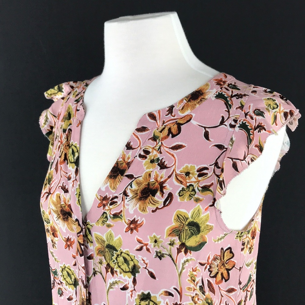 Sanctuary Pink Floral Tuxedo Style Back Blouse